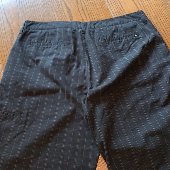 Men’s Hurley shorts - Picture 2 of 3